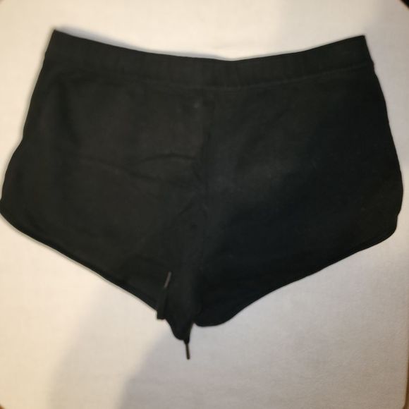 {SOLD} Nike & Hollister Lot - 2 pairs Sweat Shorts - Picture 9 of 9